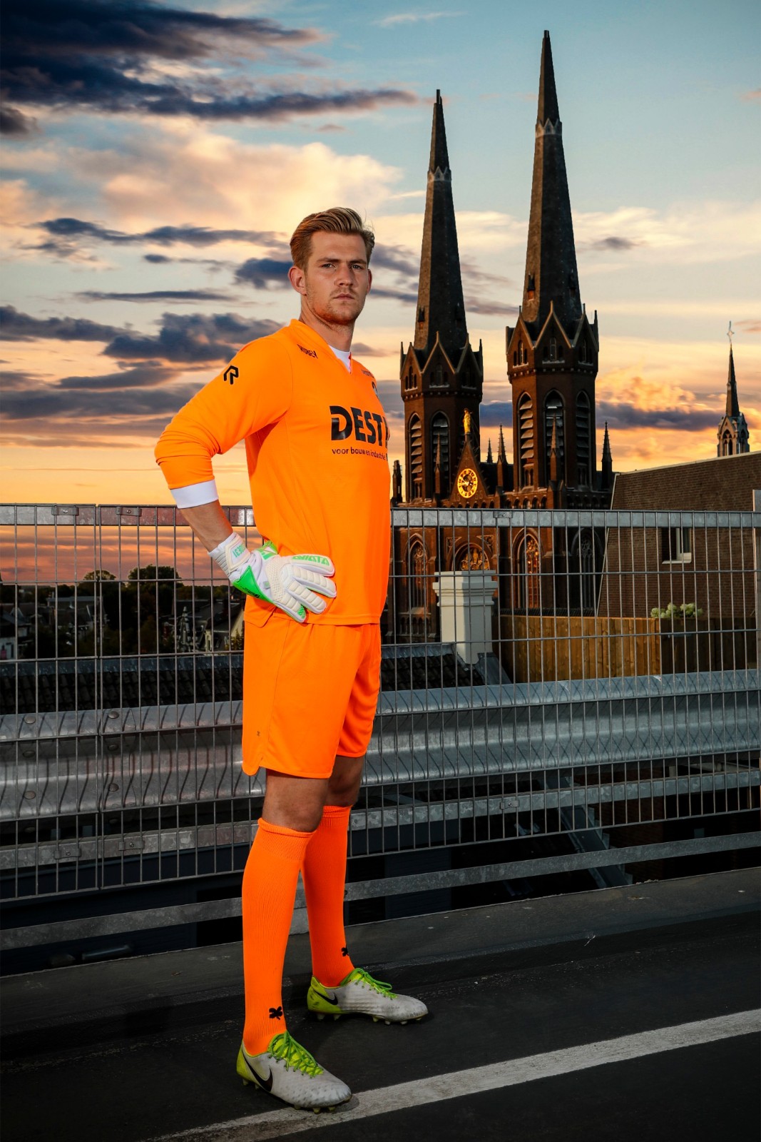 Willem II 2018-19 GK 1 Kit