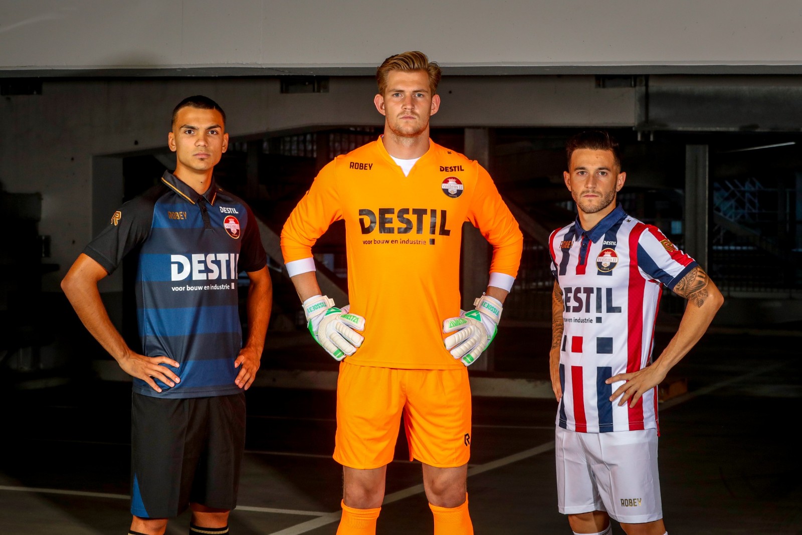 Willem II 2018-19 GK 1 Kit