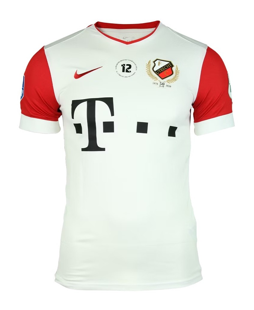 FC Utrecht 2020-21 Home V2 Kit