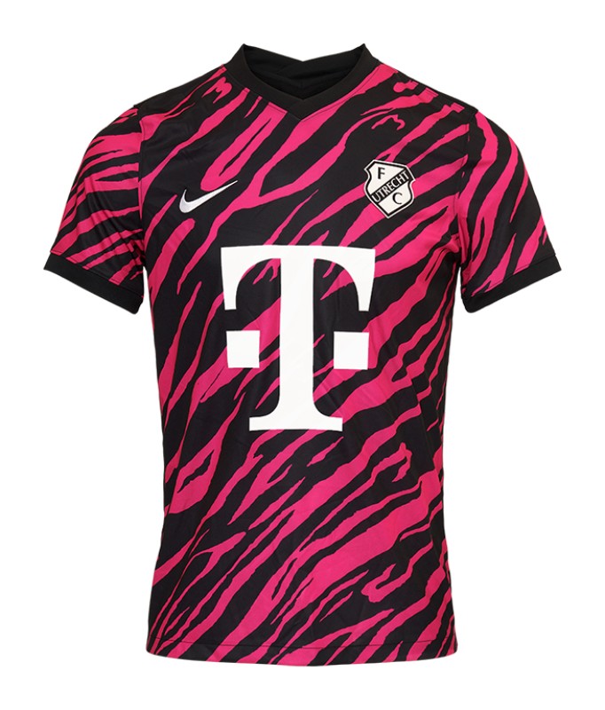 FC Utrecht 2022-23 Away Kit