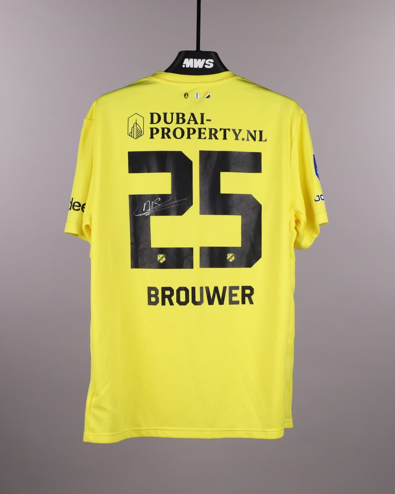FC Utrecht 2025-26 GK Home V2 Kit