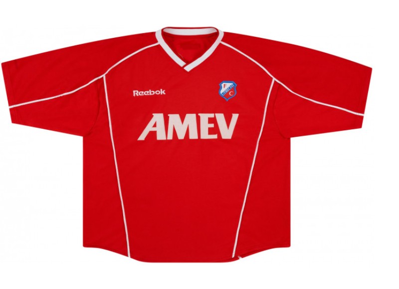 FC Utrecht 2000-01 Home Kit