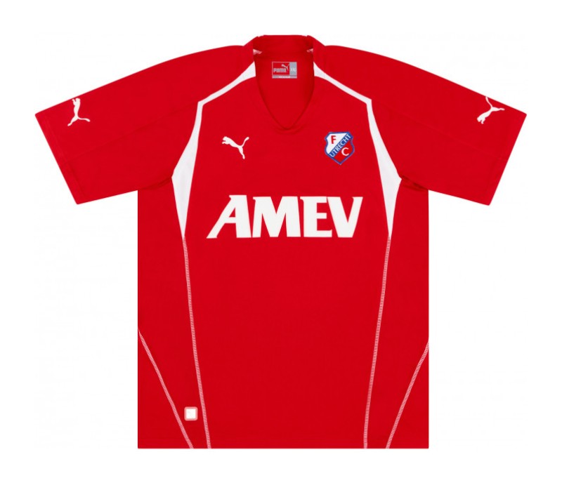 FC Utrecht 2004-05 Home Kit