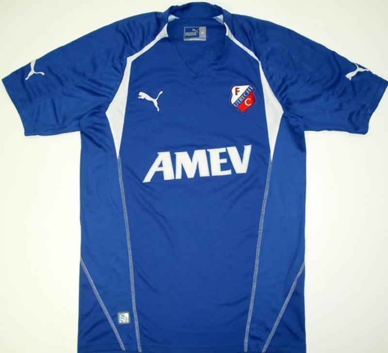 FC Utrecht 2004-05 Away Kit