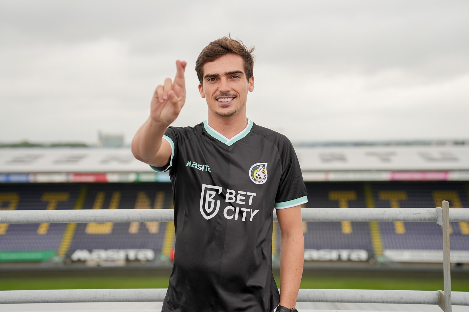 Fortuna Sittard 2022-23 Away Kit