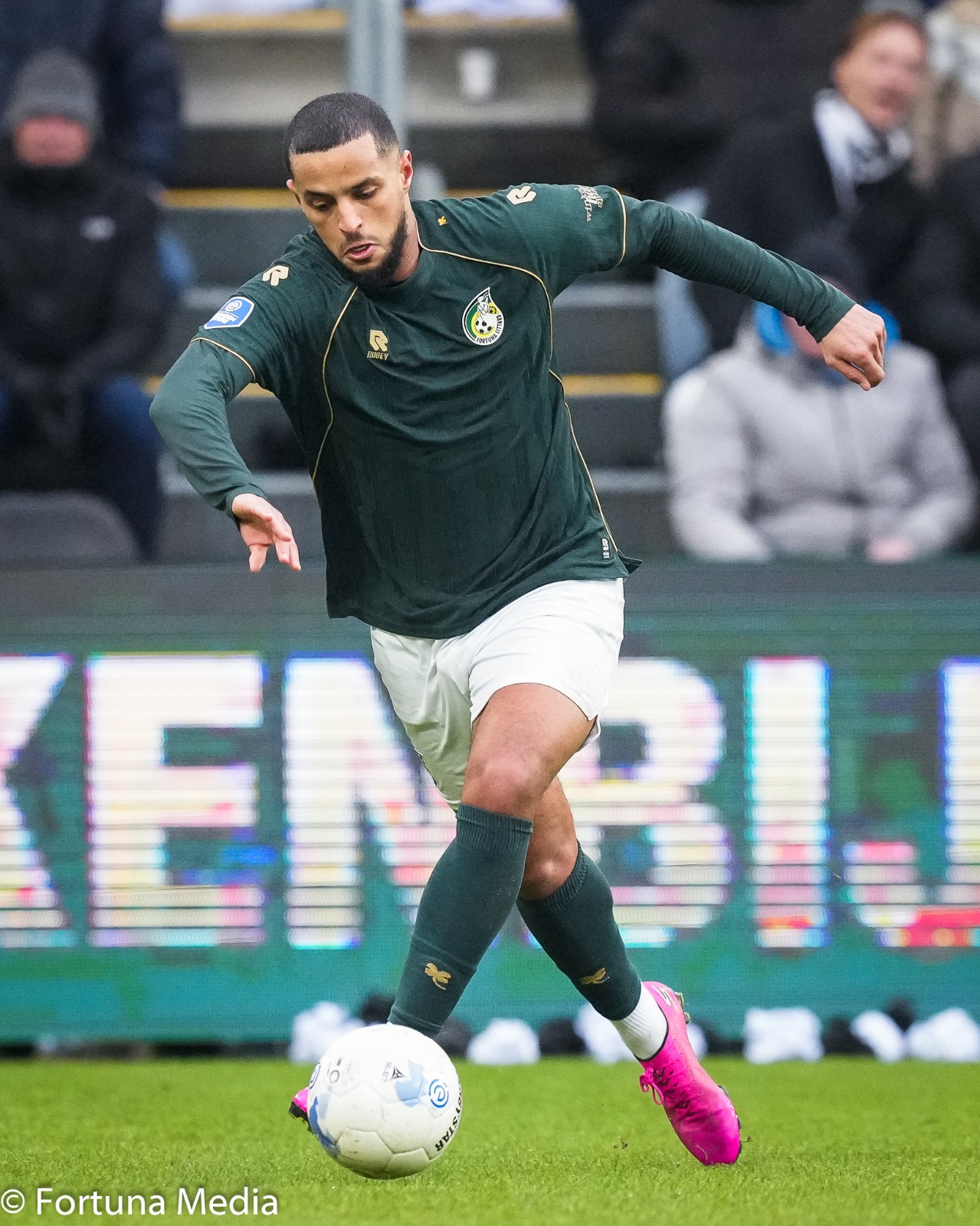 Fortuna Sittard 2025-26 Away V3 Kit