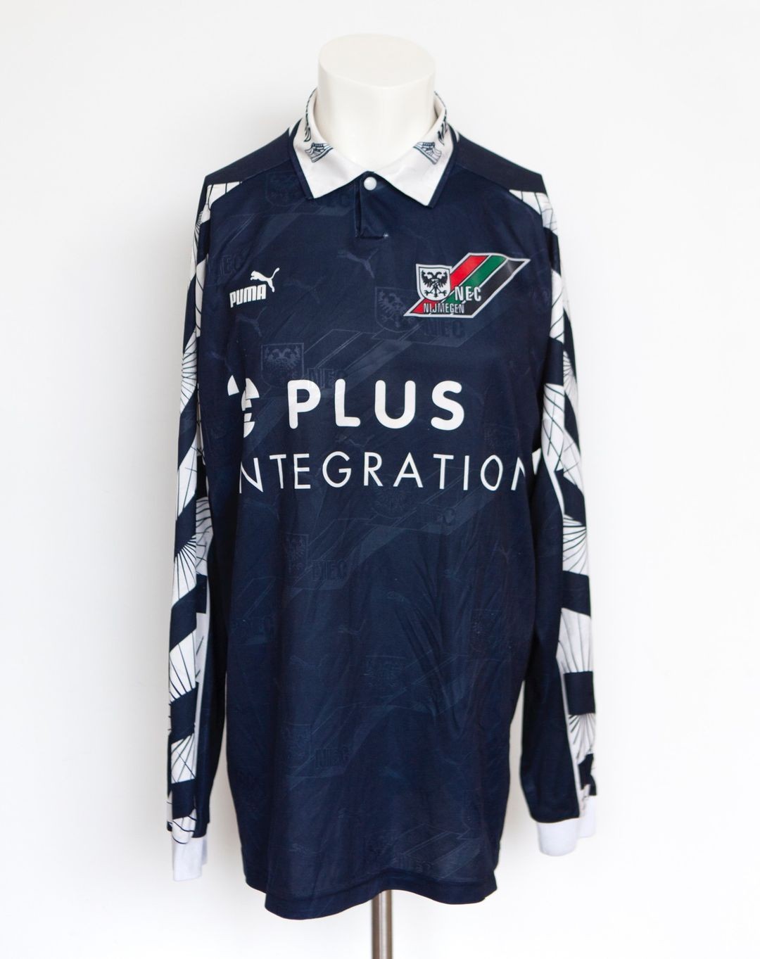NEC Nijmegen 1996-97 Away Kit