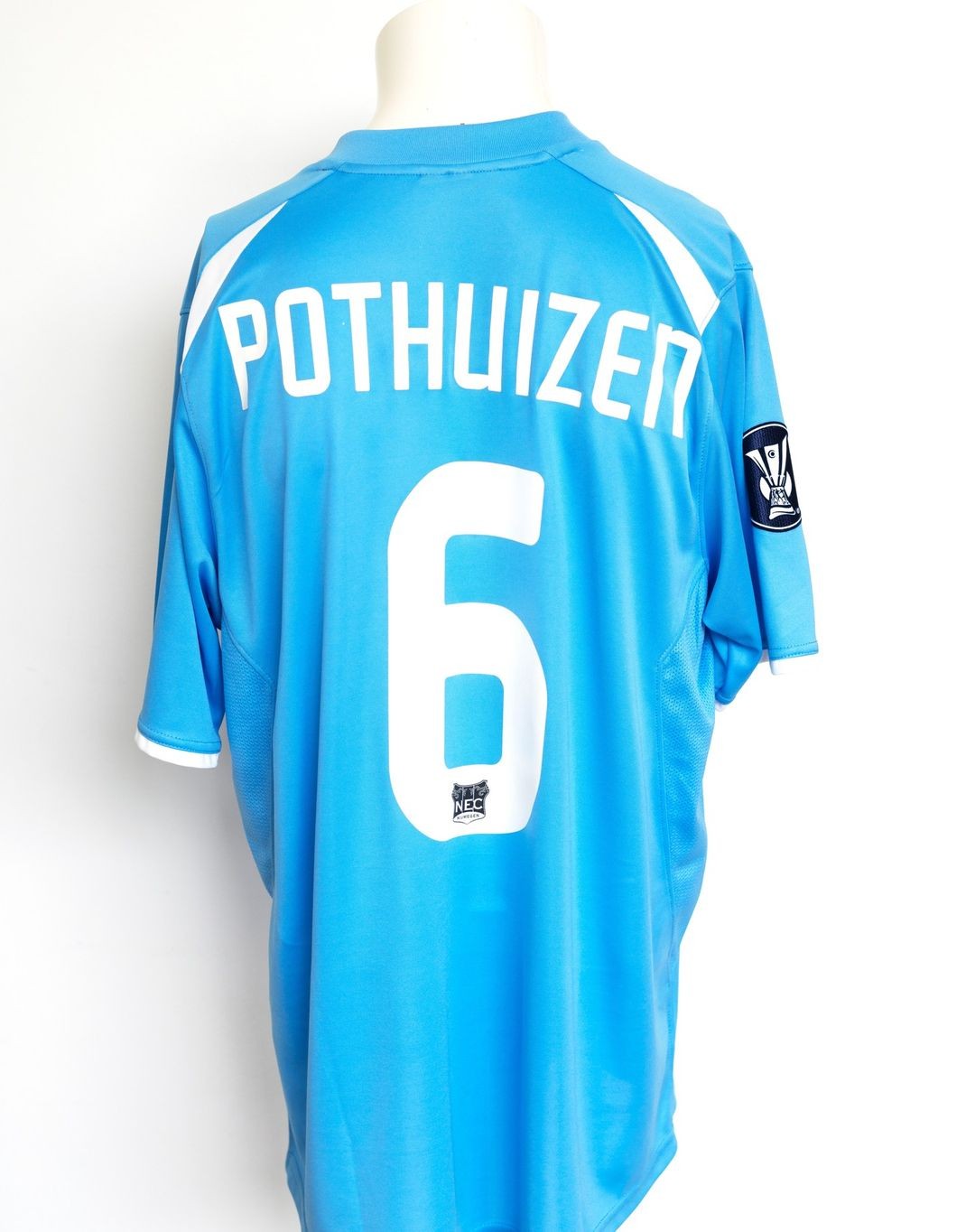 NEC Nijmegen 2008-09 UEFA Cup Away Kit