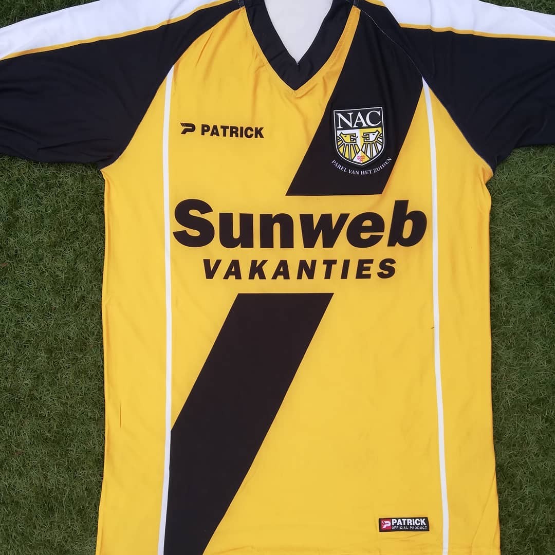 NAC Breda 2011-12 Home Kit