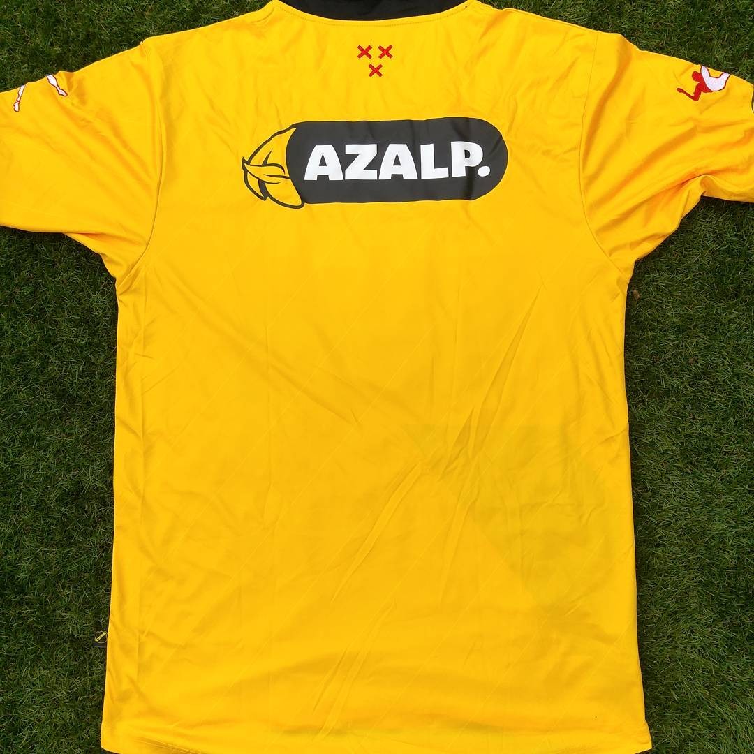 NAC Breda 2016-17 Home 2 Kit