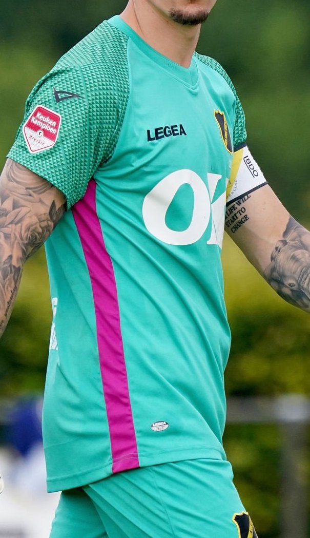 NAC Breda 2020-21 GK 2 Kit