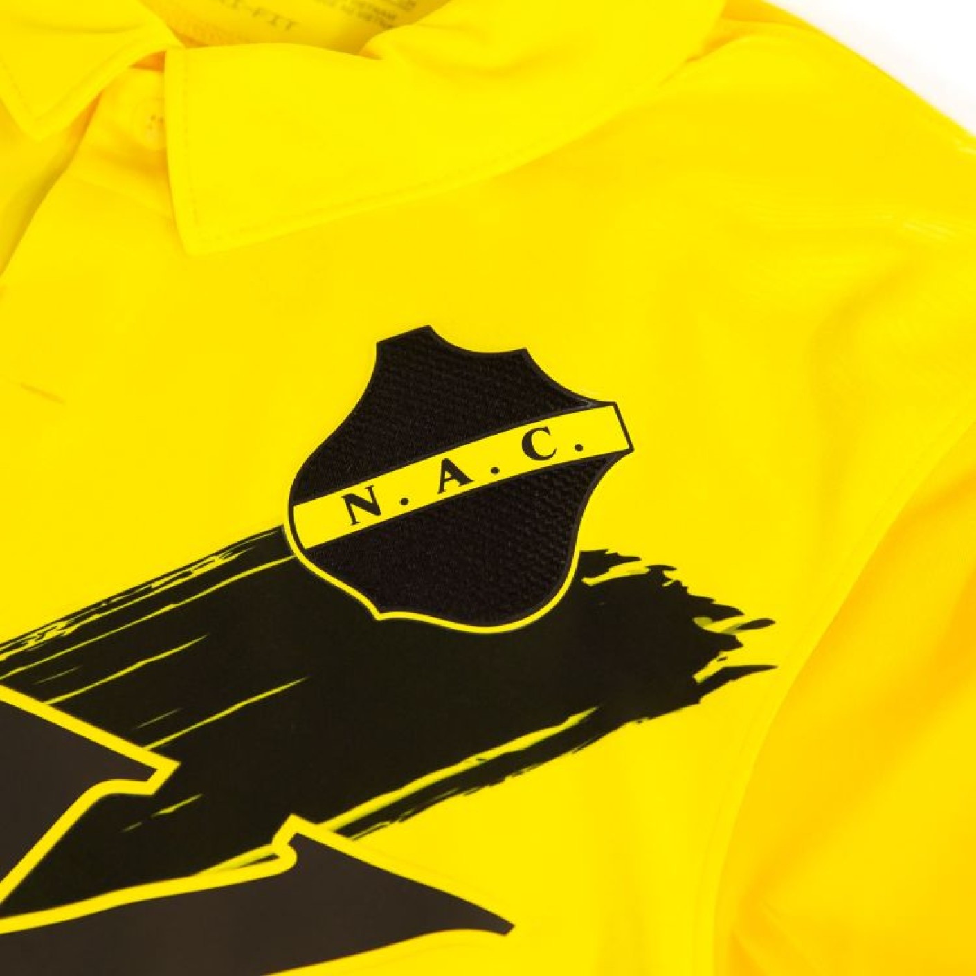 NAC Breda 2022-23 Home Kit