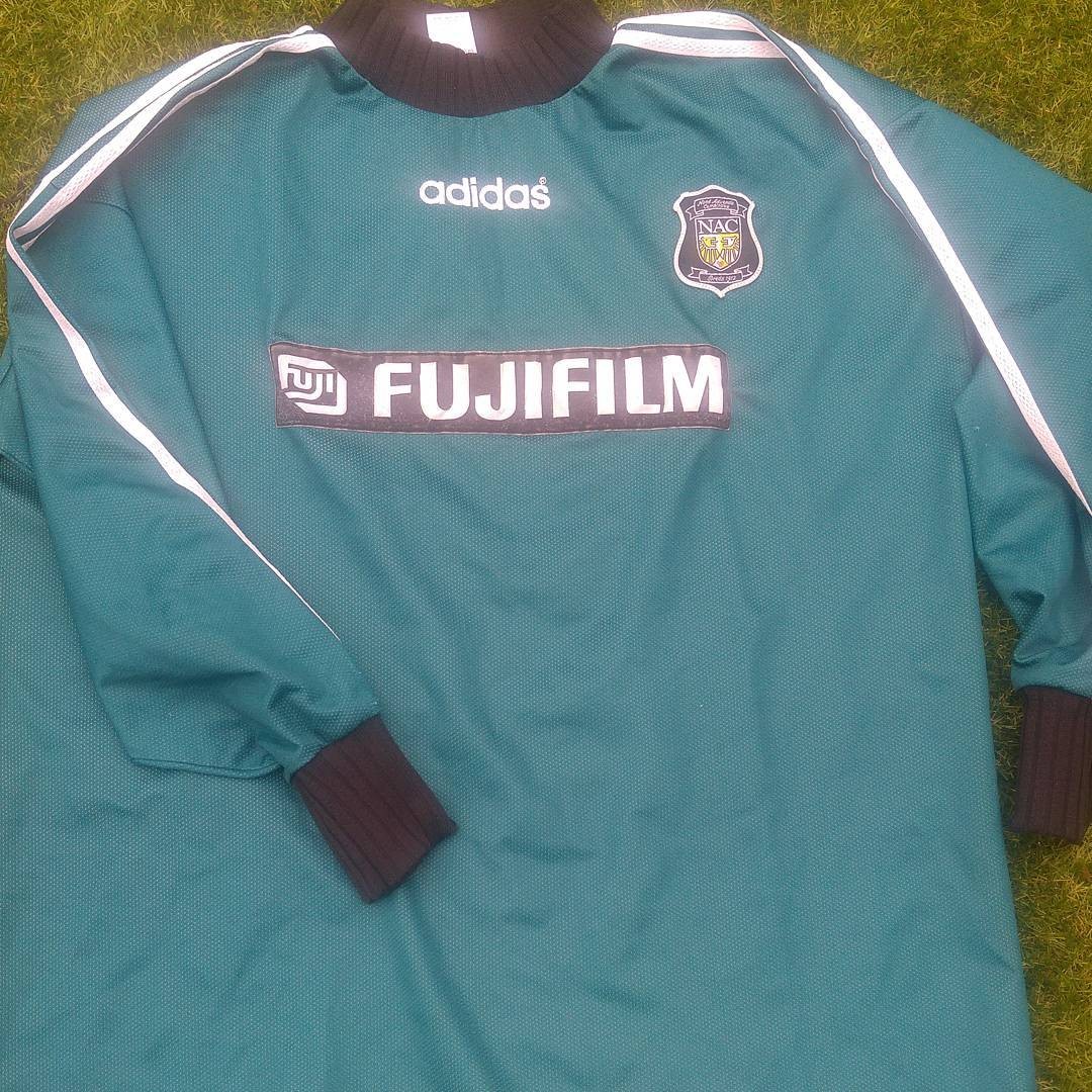 NAC Breda 1996-97 GK Kit