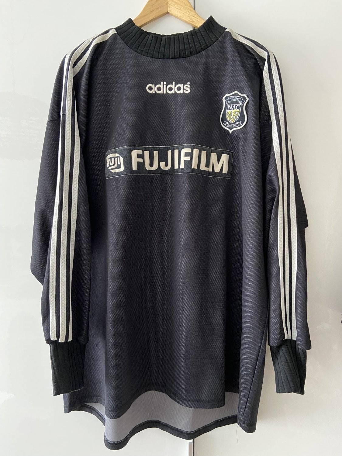 NAC Breda 1997-98 GK Kit