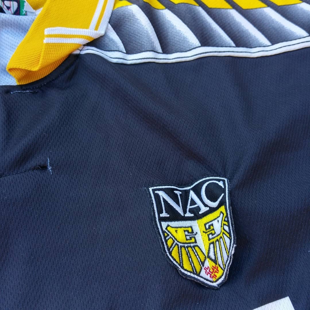 NAC Breda 1998-99 Away Kit