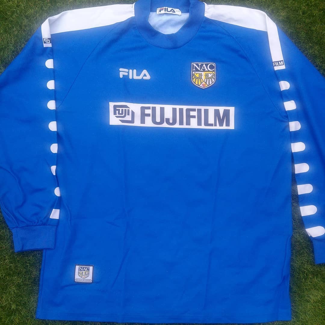 NAC Breda 2000-01 GK Kit