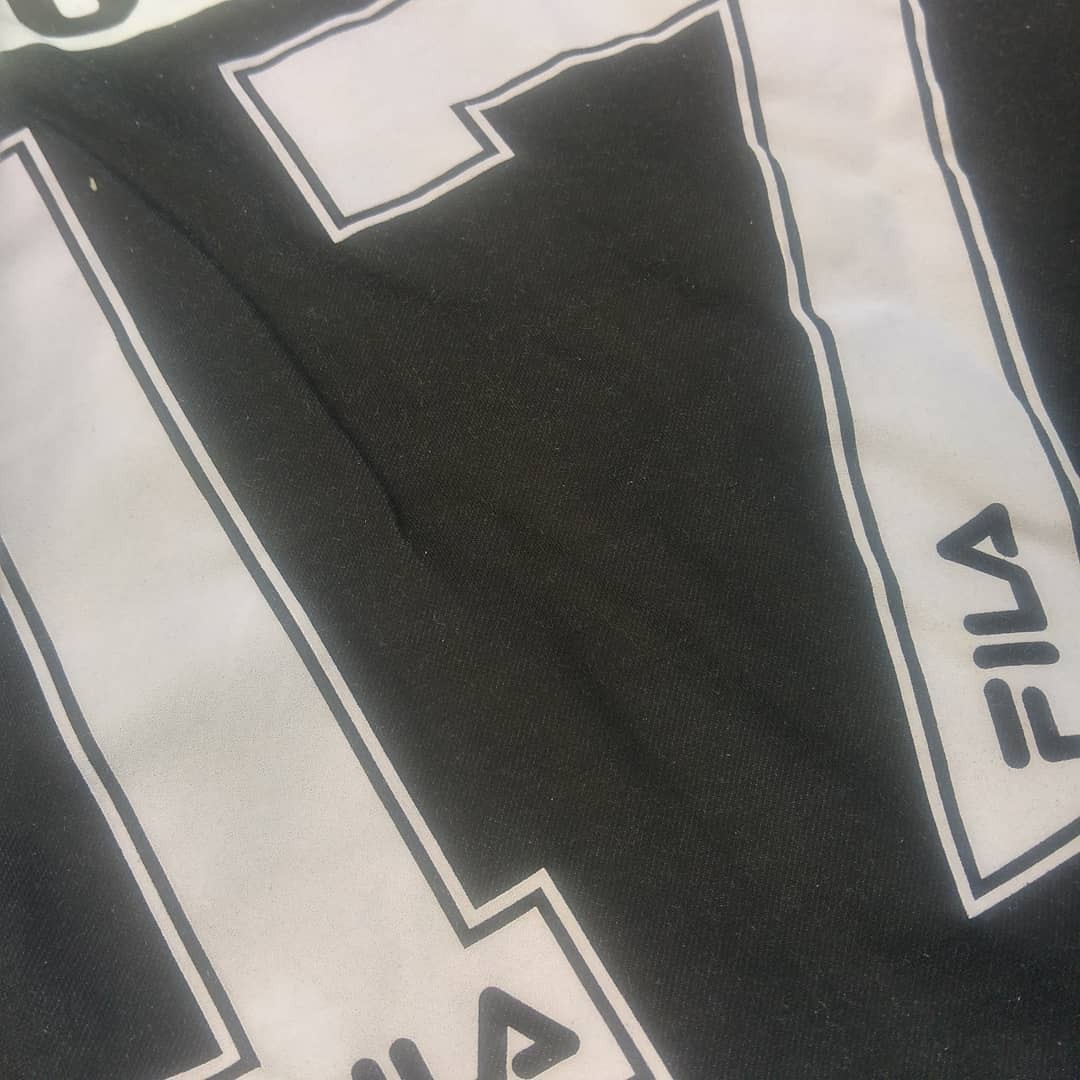 NAC Breda 2000-01 GK 2 Kit