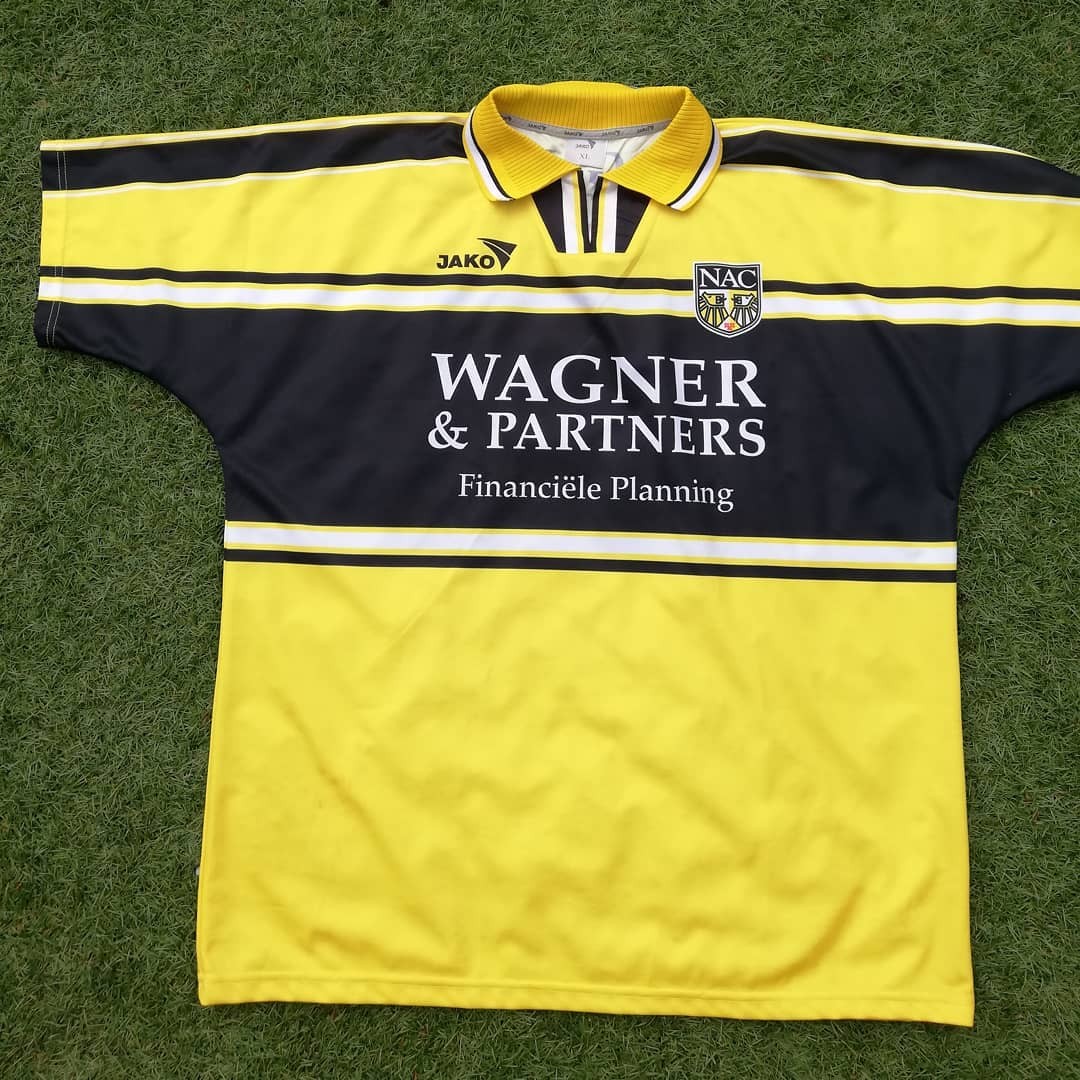NAC Breda 2001-02 Home Kit