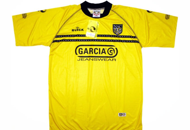NAC Breda 2003-04 Home Kit