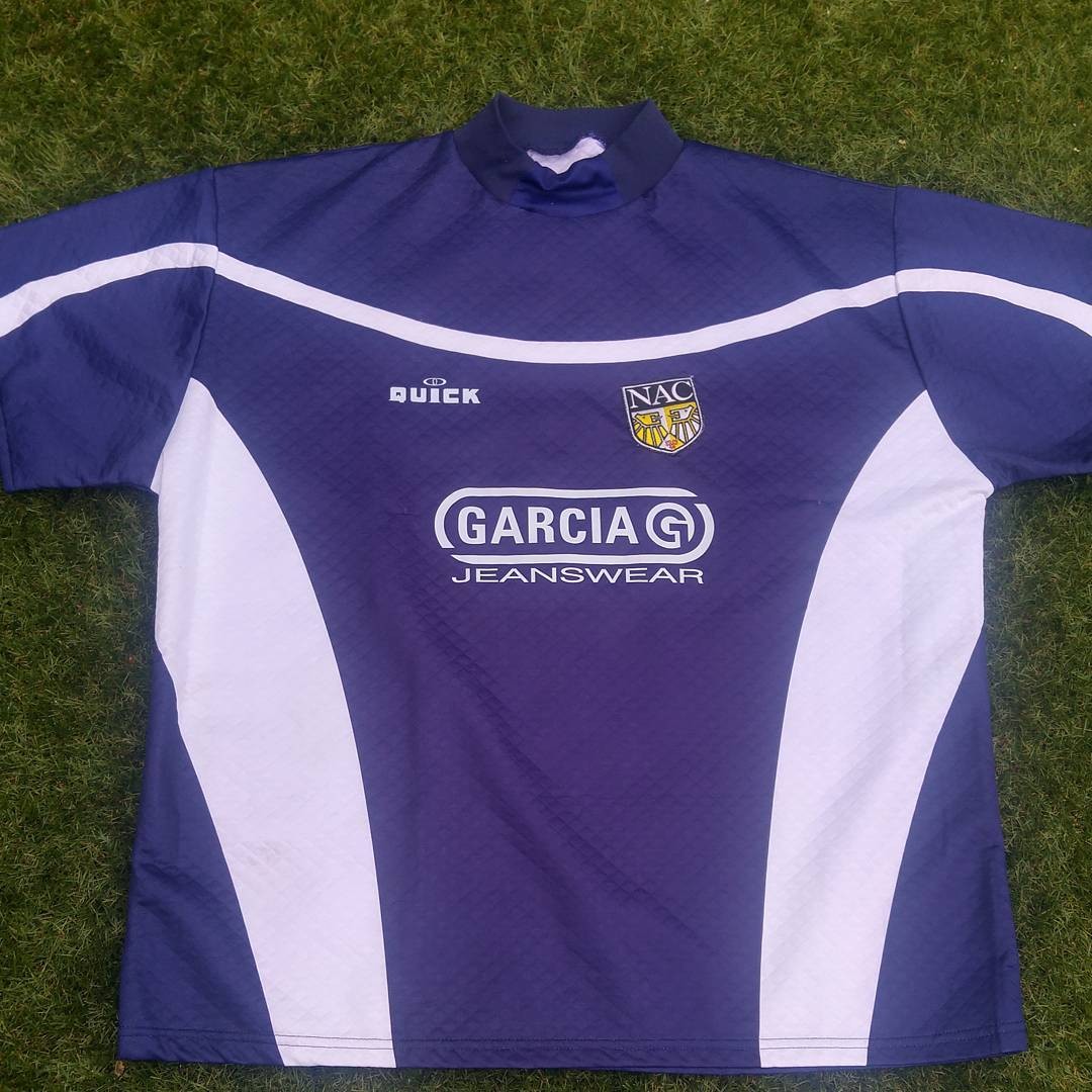 NAC Breda 2003-04 GK 2 Kit