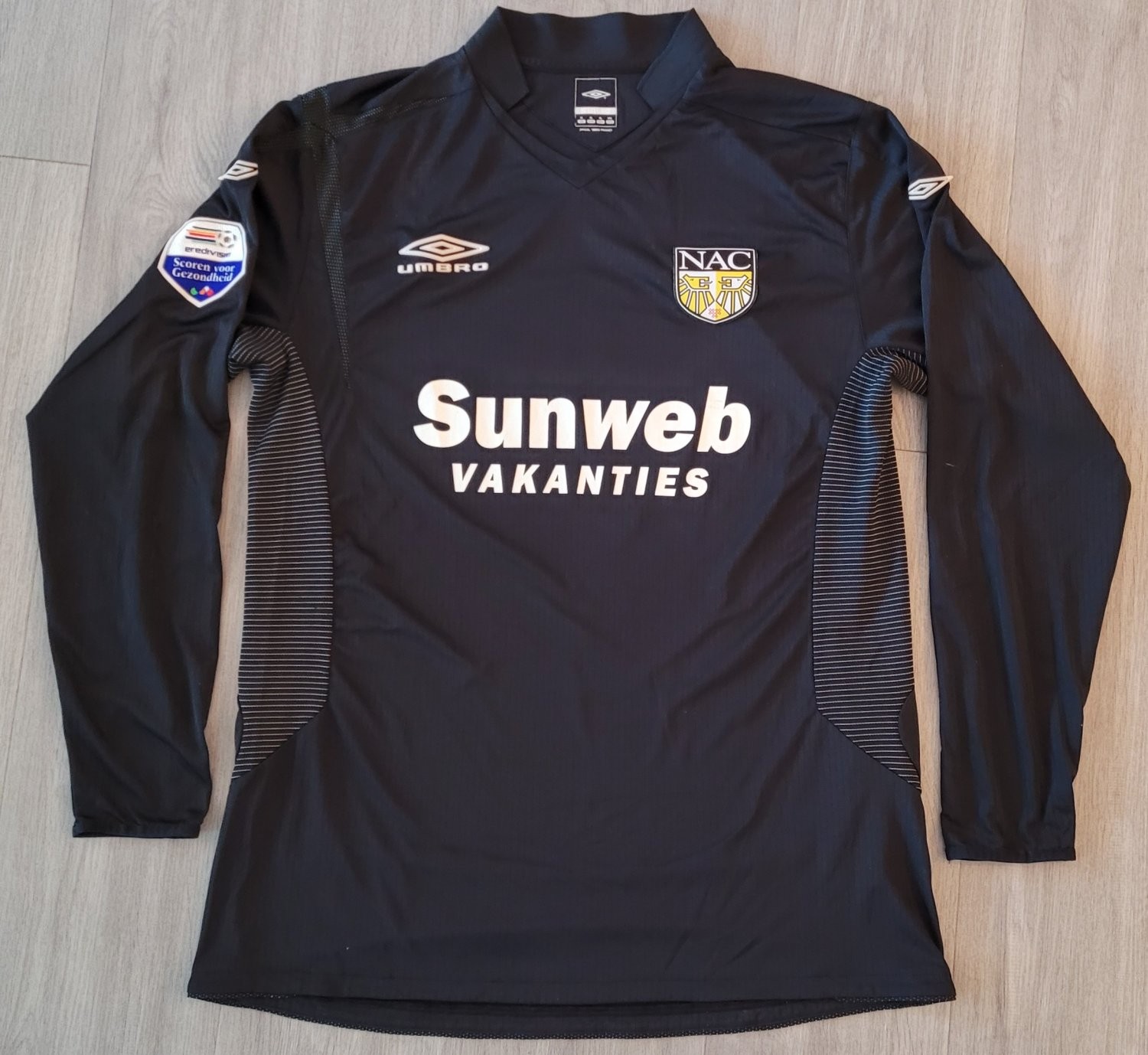 NAC Breda 2006-07 GK Kit