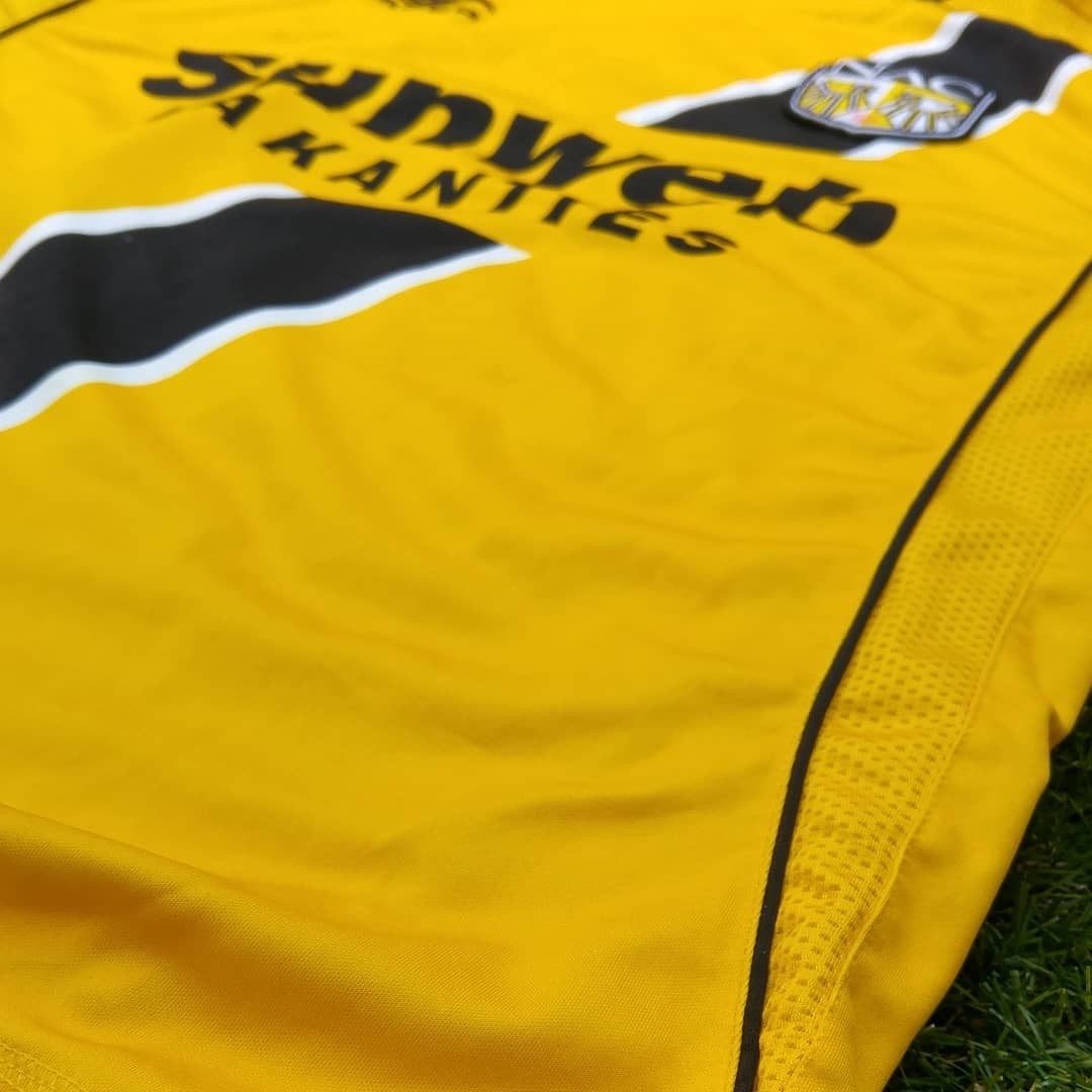 NAC Breda 2007-08 Home Kit