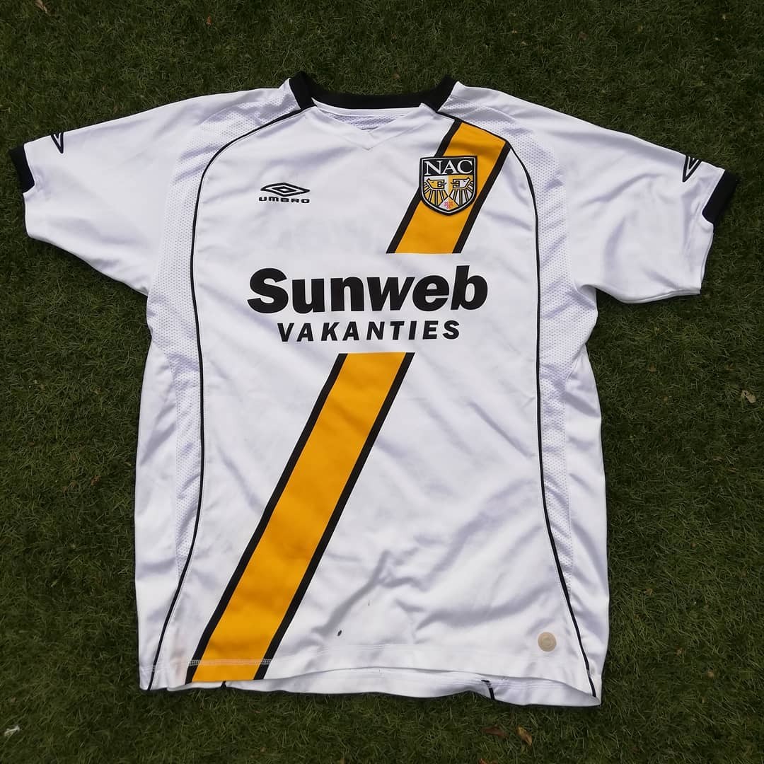 NAC Breda 2007-08 Away Kit