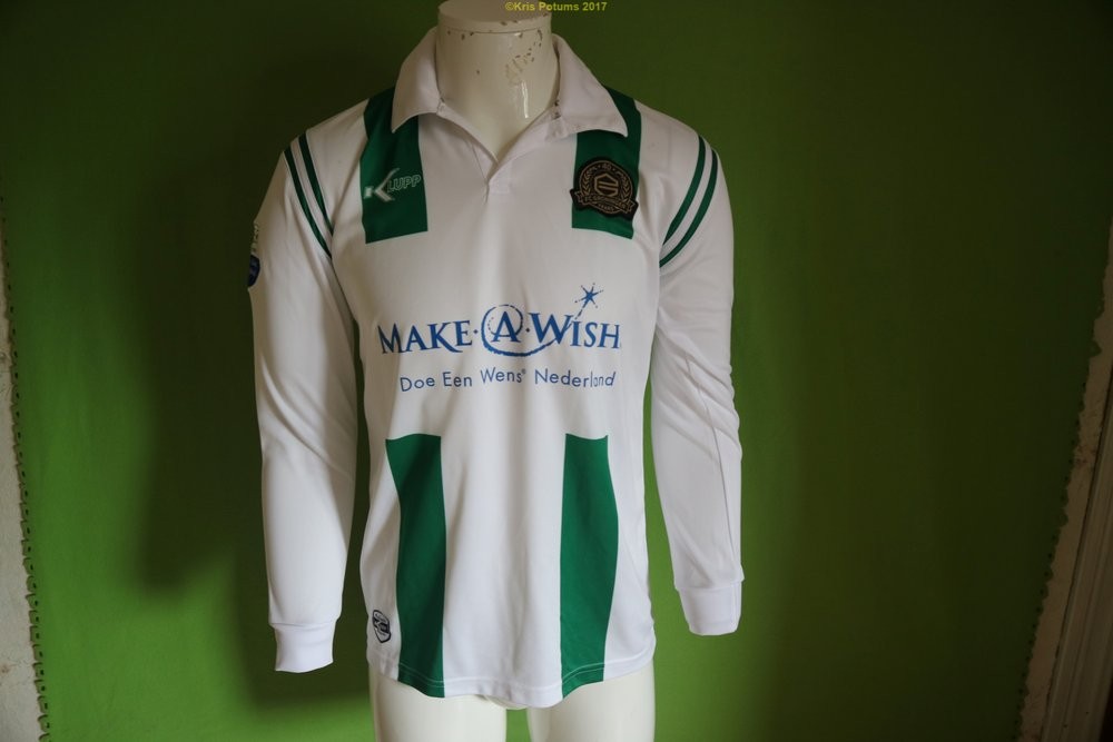 FC Groningen 2011-12 Home V2 Kit