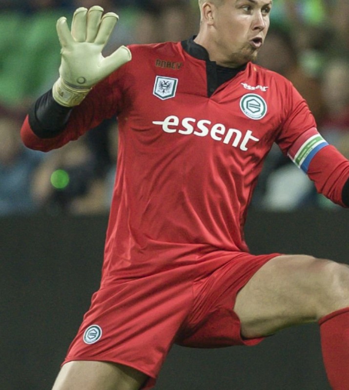 FC Groningen 2016-17 GK 2 Kit