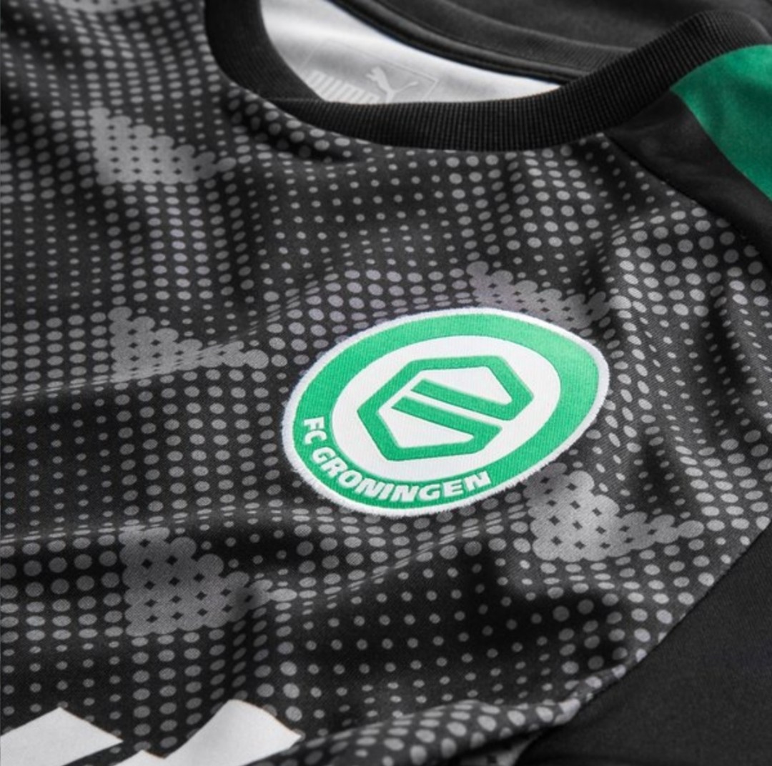 FC Groningen 2017-18 Away Kit