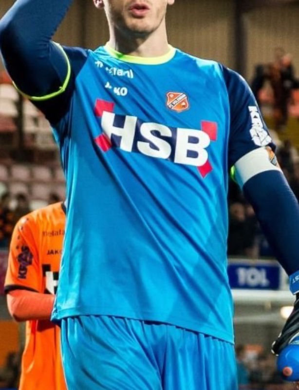 FC Volendam 2017-18 GK 1 Kit