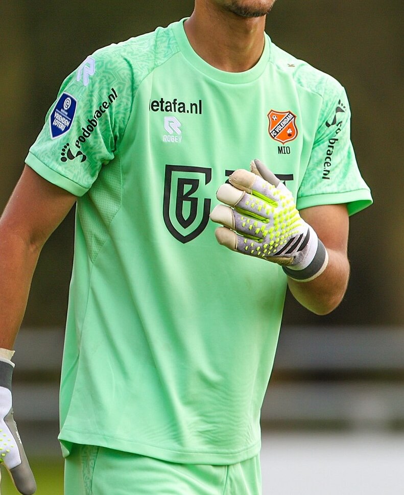FC Volendam 2023-24 GK 3 Kit