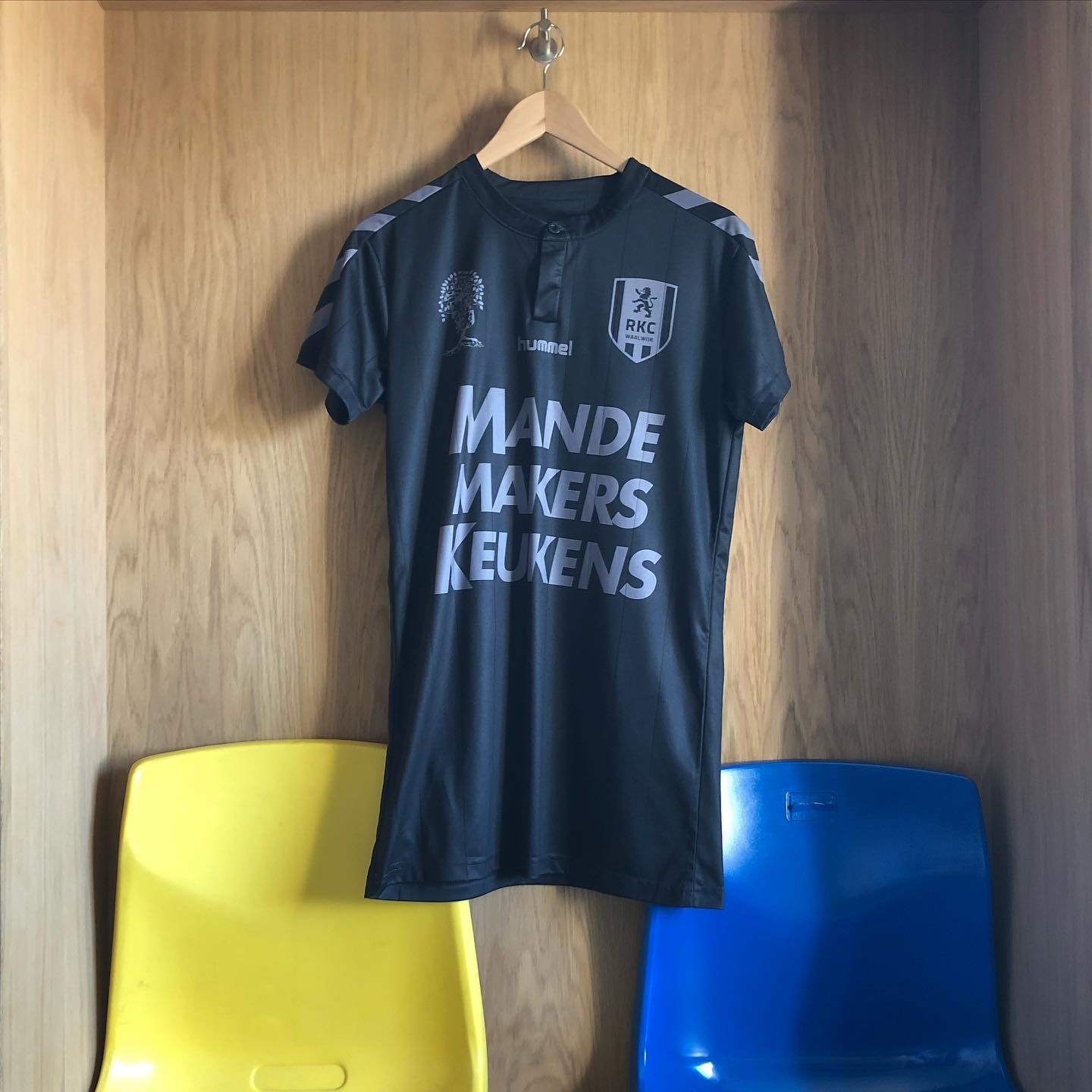 RKC Waalwijk 2016-17 Away Kit