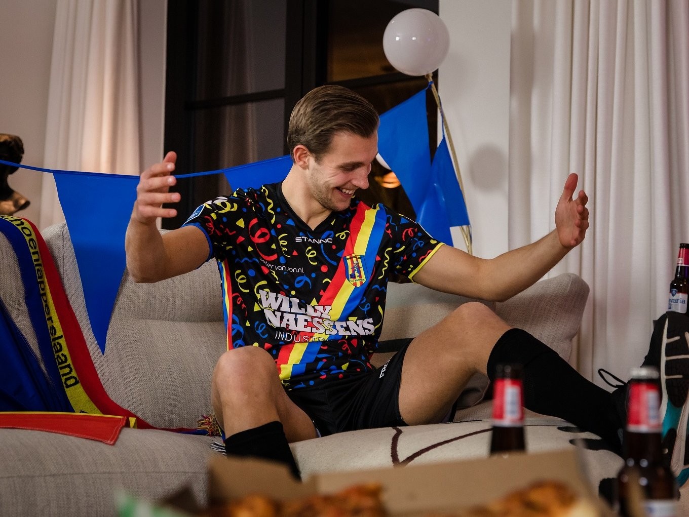 RKC Waalwijk 2020-21 Carnival Kit