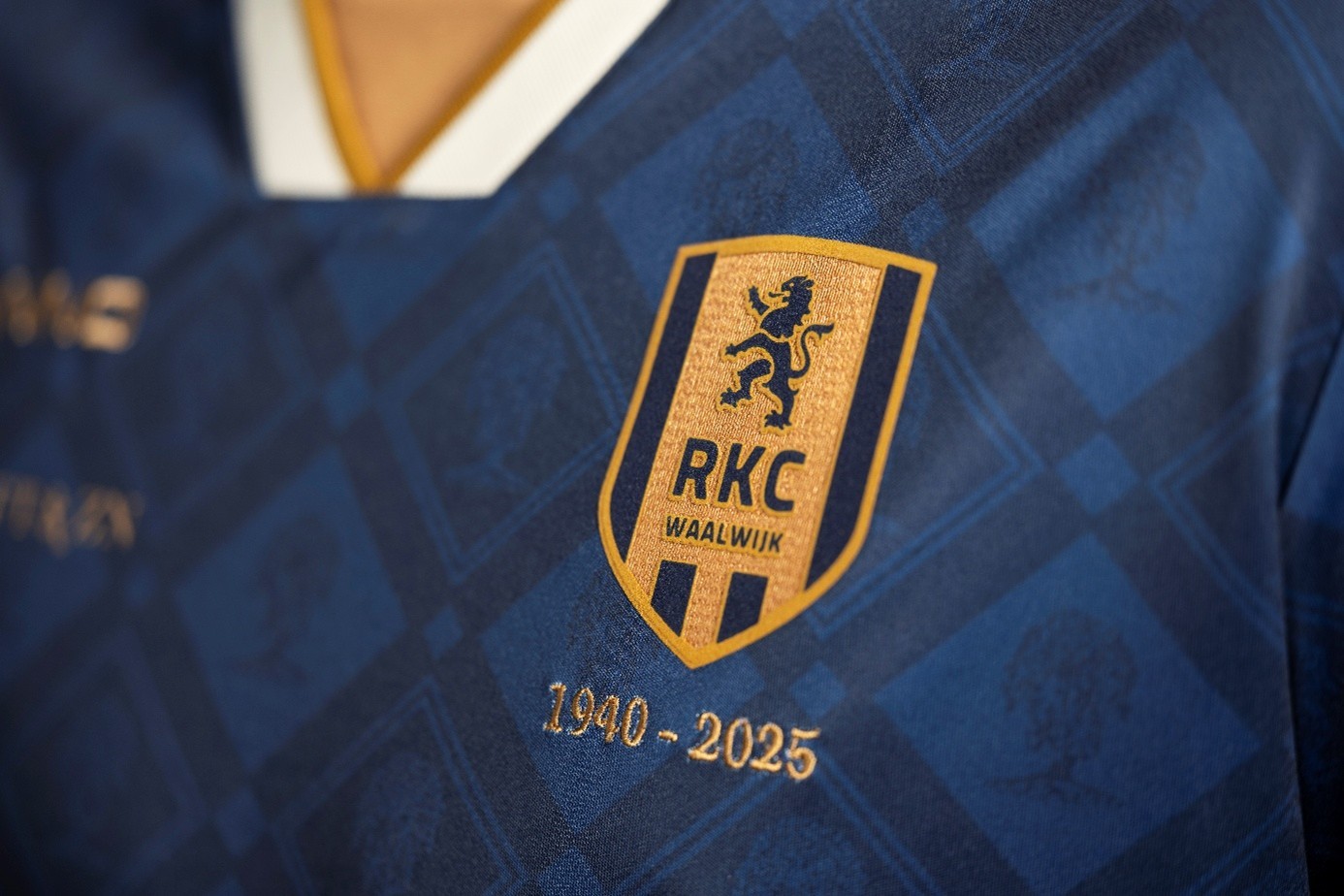 RKC Waalwijk 2025-26 Away Kit