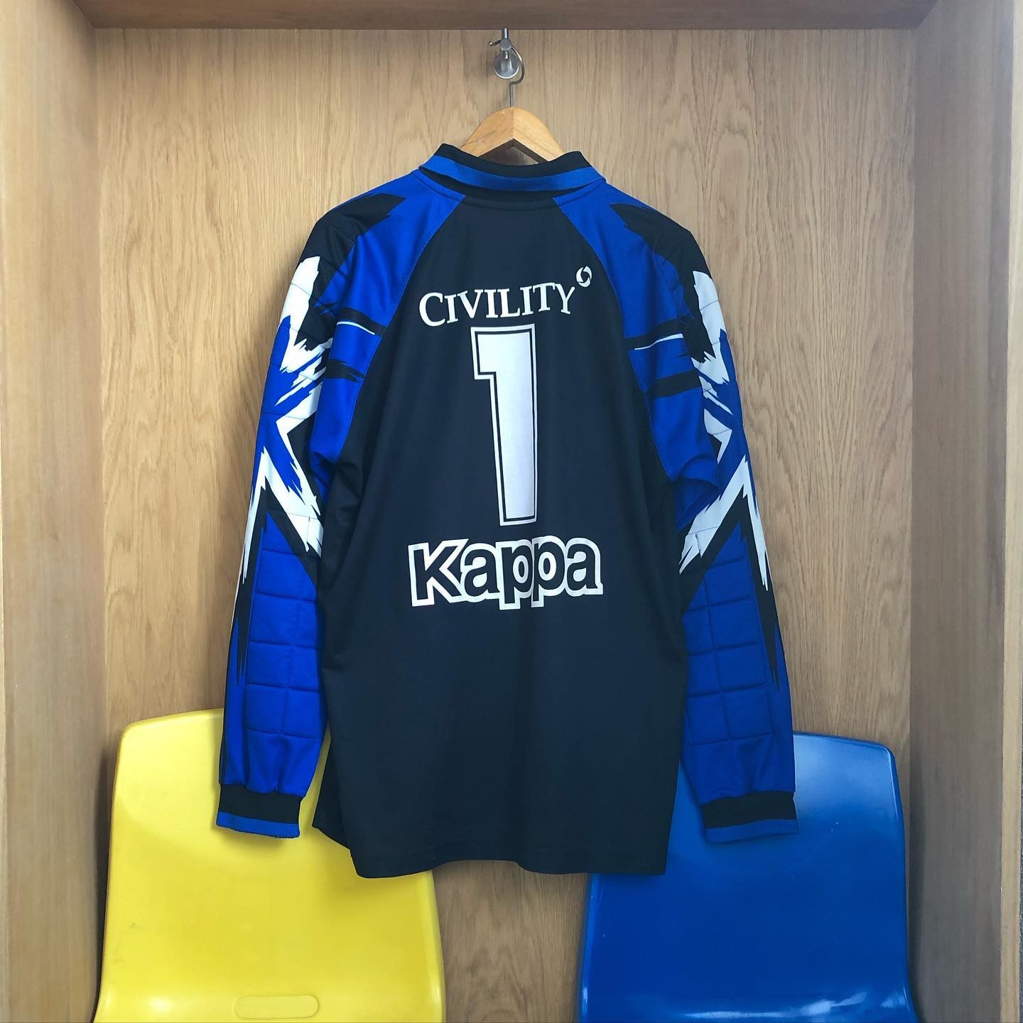RKC Waalwijk 1998-99 GK Kit