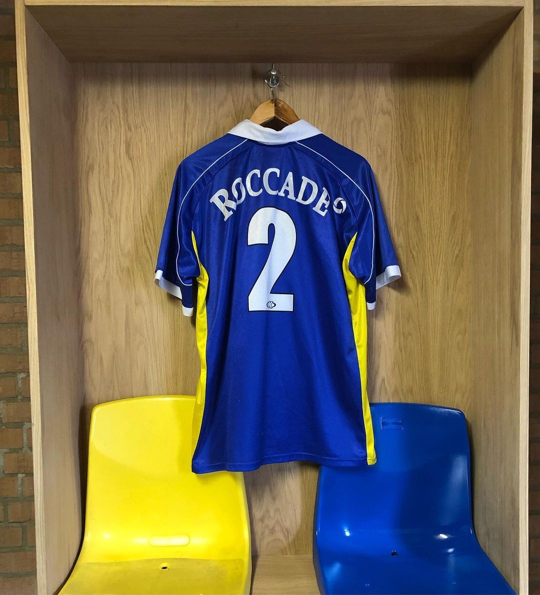 RKC Waalwijk 1999-00 Away Kit