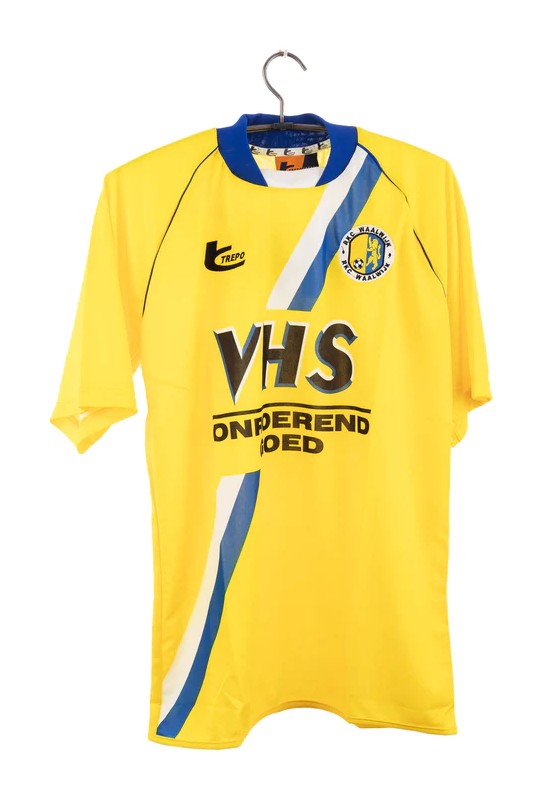 RKC Waalwijk 2003-04 Home Kit