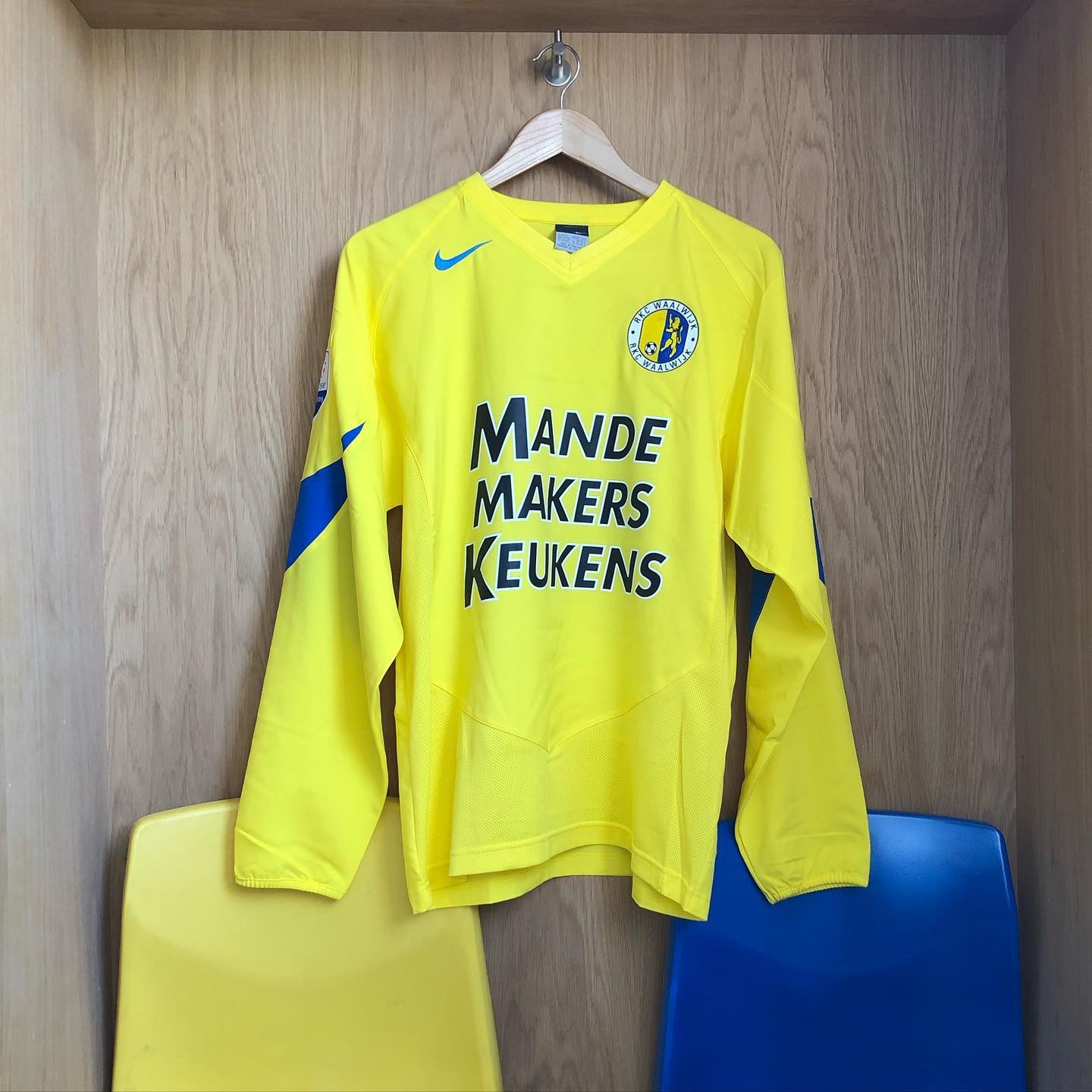 RKC Waalwijk 2005-06 Home 2 Kit