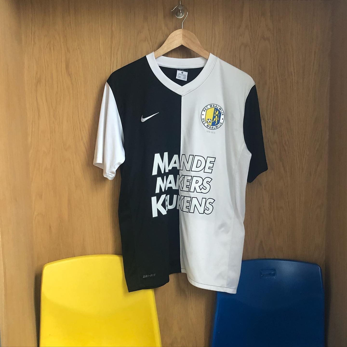 RKC Waalwijk 2010-11 Away Kit