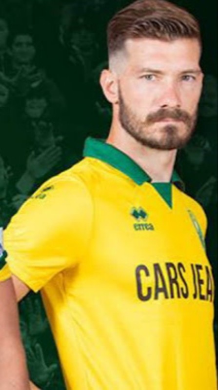 ADO Den Haag 2017-18 Third Kit