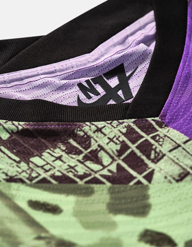 Tottenham Hotspur 2021-22 Third Kit