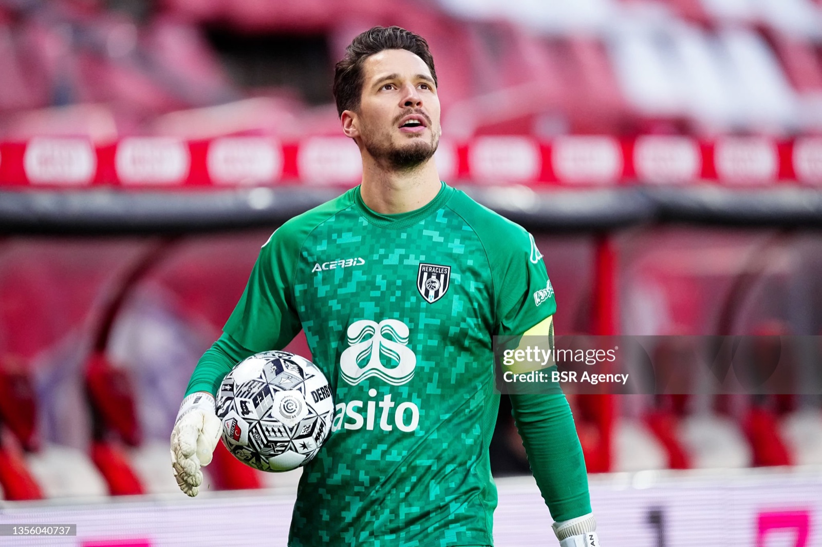 Heracles Almelo 2021-22 GK 1 Kit