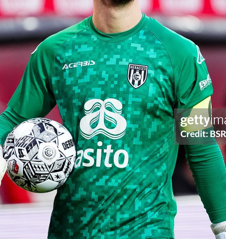 Heracles Almelo 2021-22 GK 1 Kit