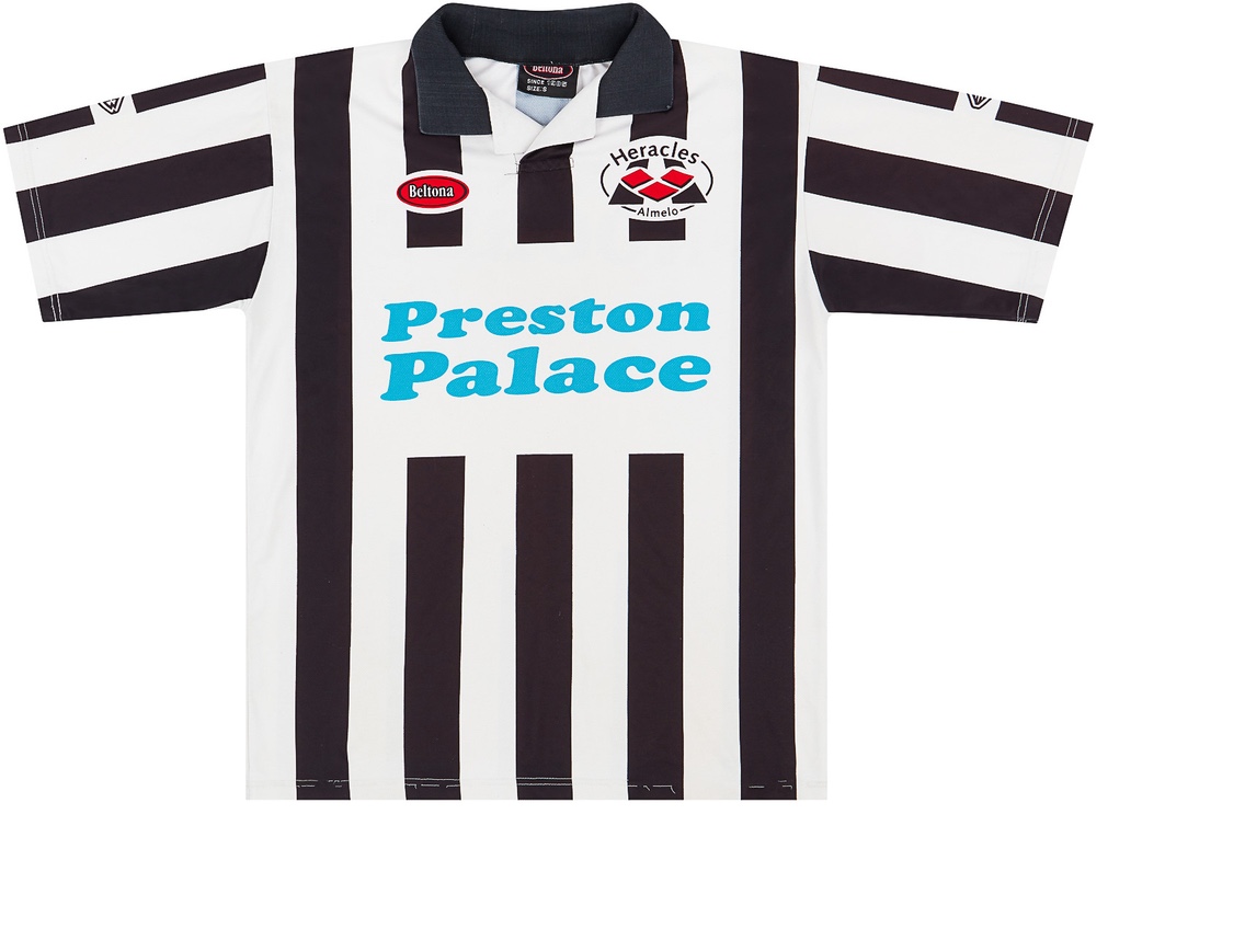 Heracles Almelo 2002-03 Home Kit