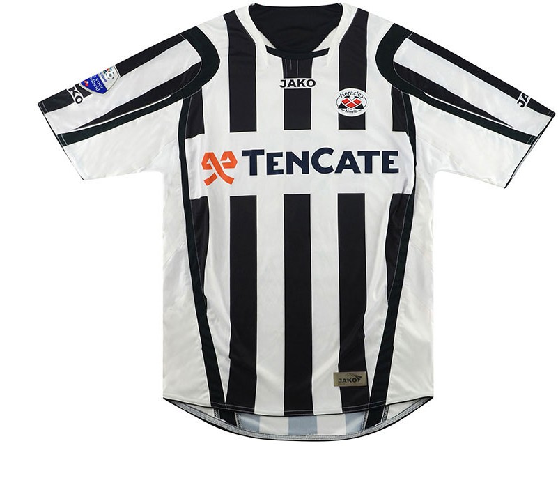 Heracles Almelo 2008-09 Home Kit