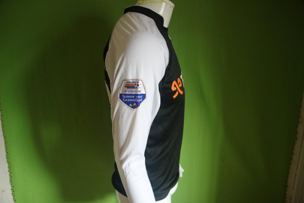 Heracles Almelo 2008-09 Third Kit