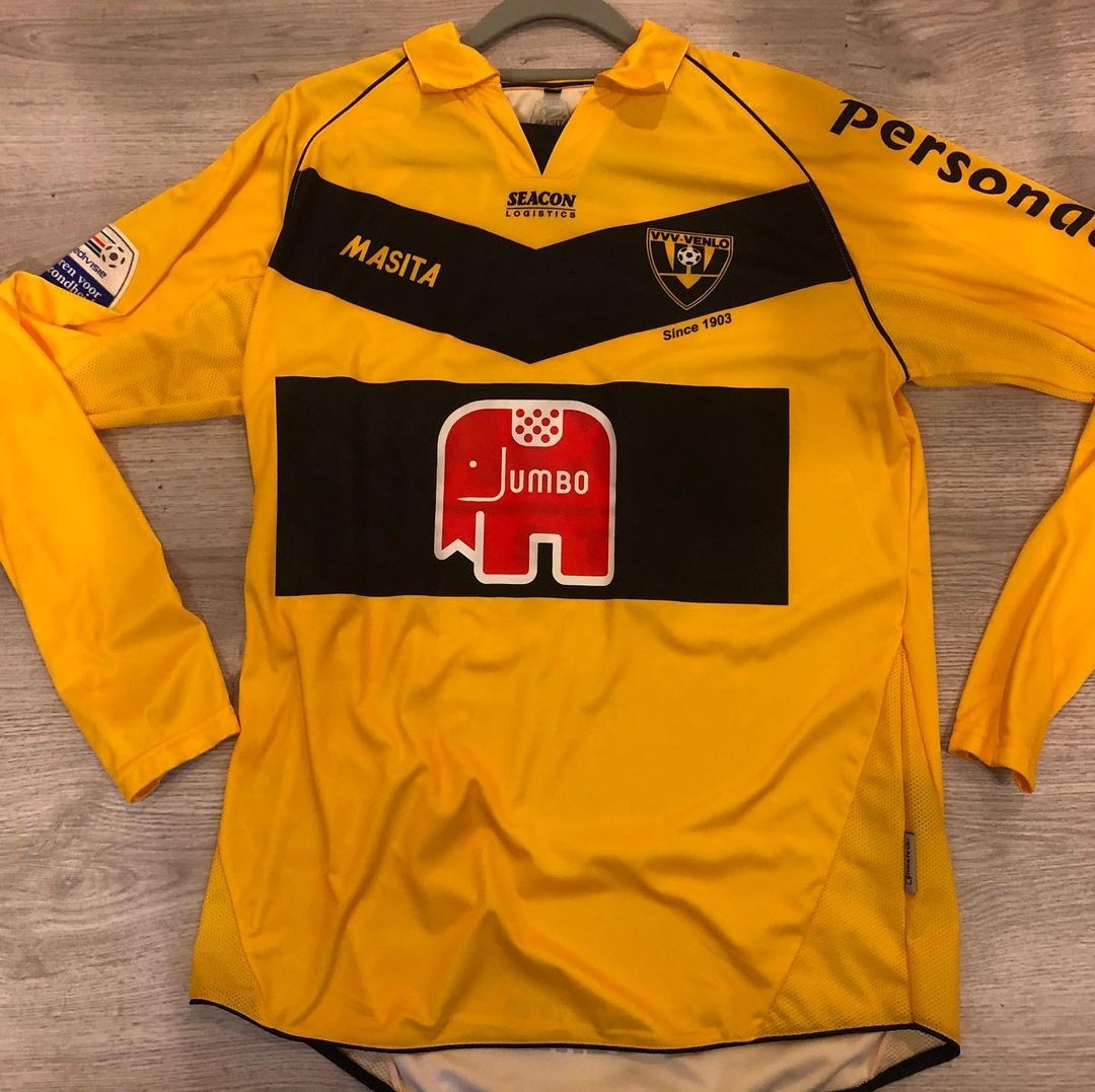 VVV-Venlo 2011-12 Home 2 Kit