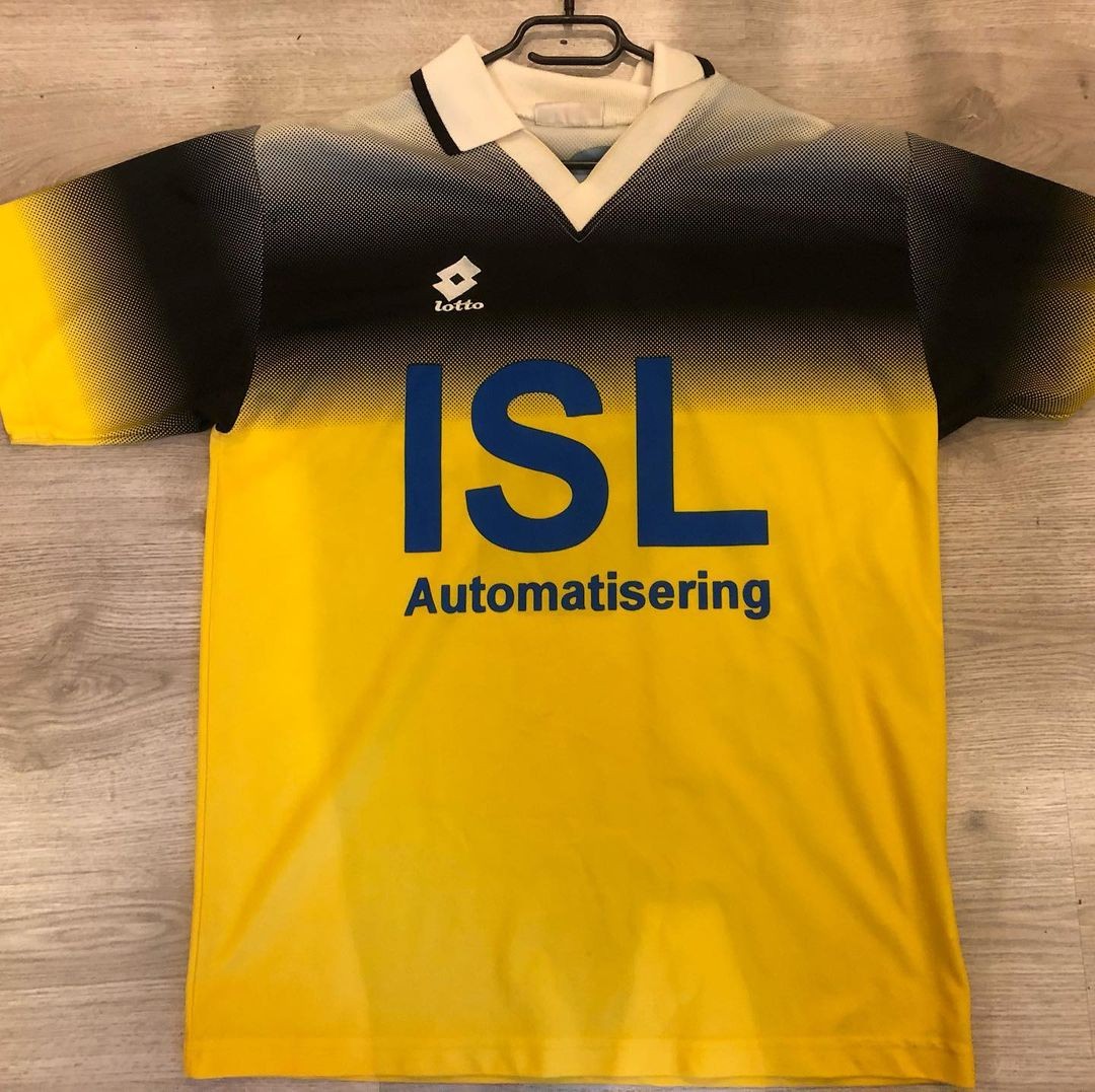 VVV-Venlo 1996-97 Home Kit