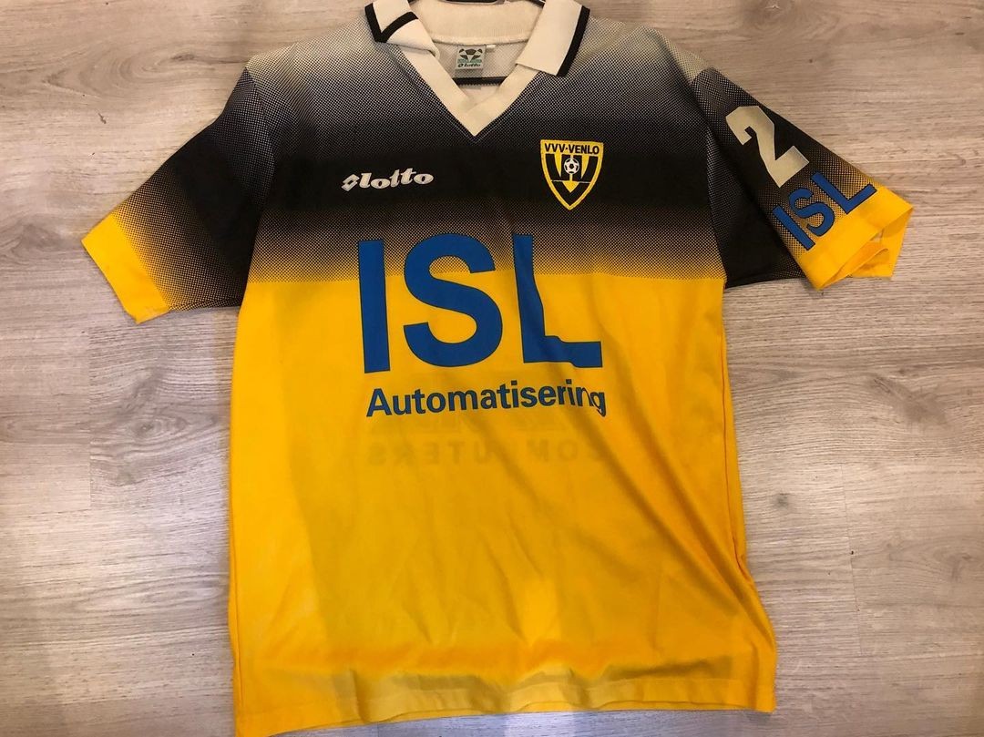 VVV-Venlo 1997-98 Home Kit